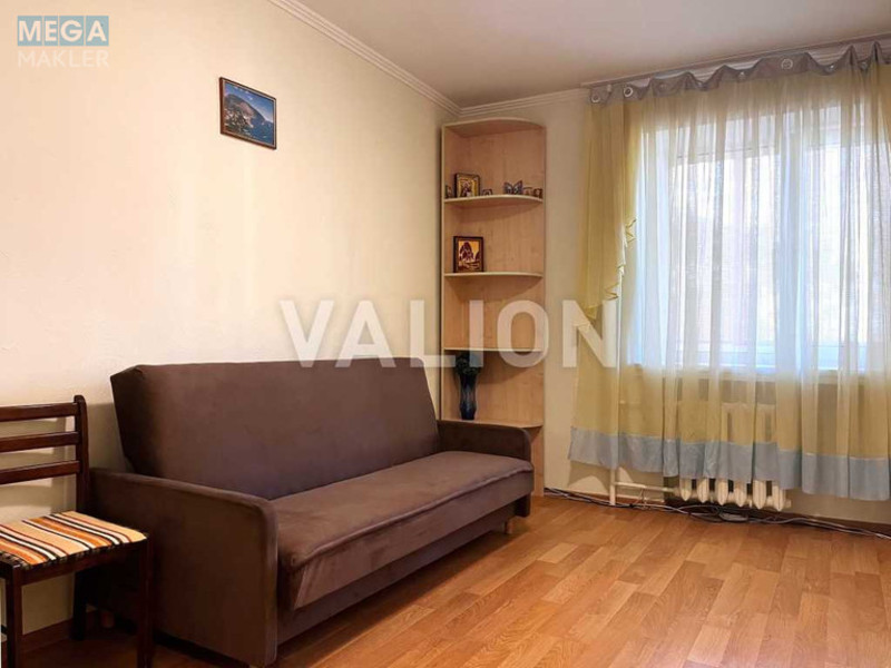 Продаж 4 кімнатної квартири (101,2/68/9,5), 5 пов. 9 пов. будинку, <a class="location-link" href="/kiev/" title="Недвижимость Київ">Київ</a>, <a class="location-link" href="/kiev/solomenskij/" title="Недвижимость Солом'янський район">Солом'янський р-н</a>, Словянська вул., 28 (изображение 6)