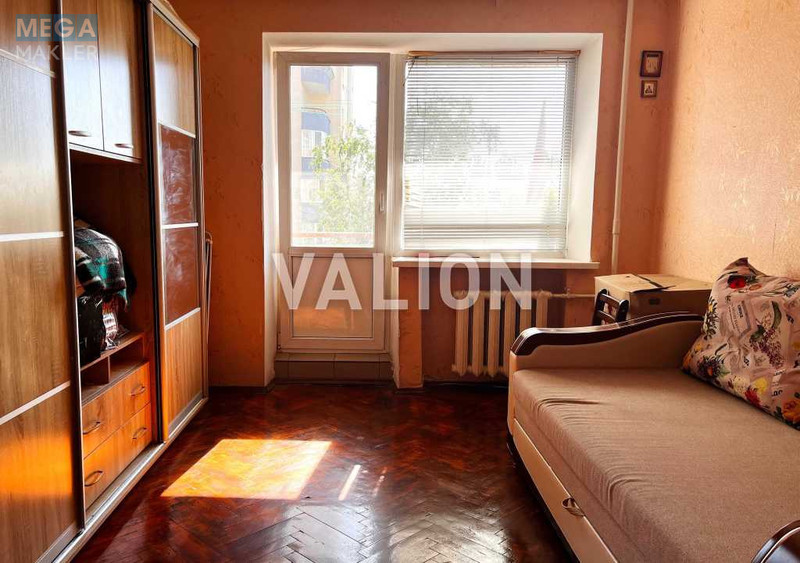 Продаж 4 кімнатної квартири (101,2/68/9,5), 5 пов. 9 пов. будинку, <a class="location-link" href="/kiev/" title="Недвижимость Київ">Київ</a>, <a class="location-link" href="/kiev/solomenskij/" title="Недвижимость Солом'янський район">Солом'янський р-н</a>, Словянська вул., 28 (изображение 11)