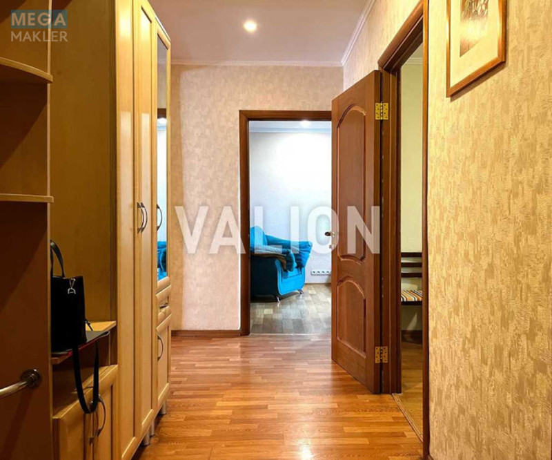 Продаж 4 кімнатної квартири (101,2/68/9,5), 5 пов. 9 пов. будинку, <a class="location-link" href="/kiev/" title="Недвижимость Київ">Київ</a>, <a class="location-link" href="/kiev/solomenskij/" title="Недвижимость Солом'янський район">Солом'янський р-н</a>, Словянська вул., 28 (изображение 12)