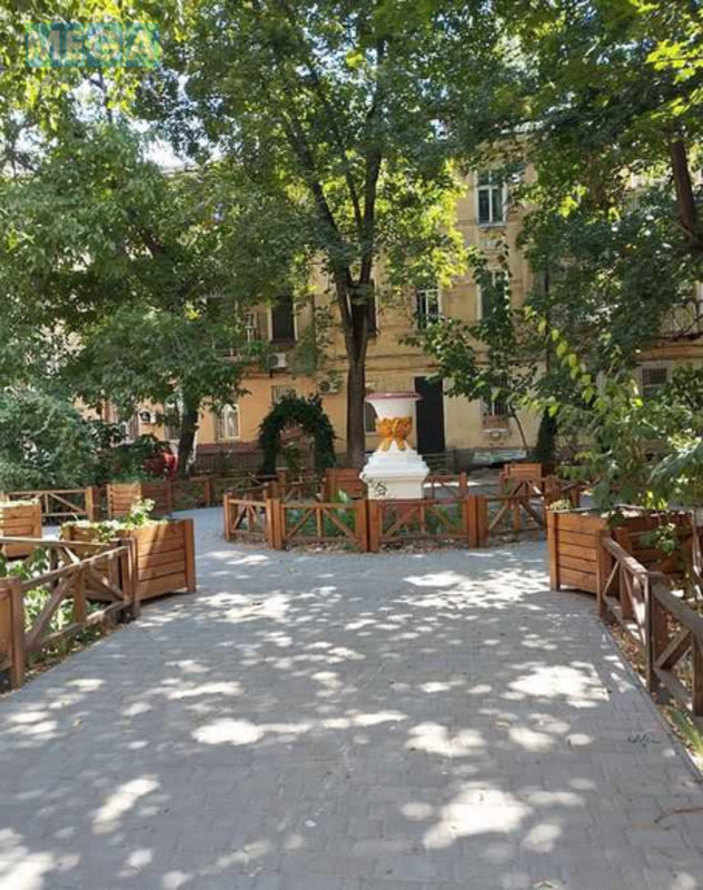 Оренда 2 кімнатної квартири, <a class="location-link" href="/odessa/" title="Недвижимость Одеса">Одеса</a>, <a class="location-link" href="/odessa/primorskij/" title="Недвижимость Приморський район">Приморський р-н</a>, переулок Утёсова, 13 (изображение 2)