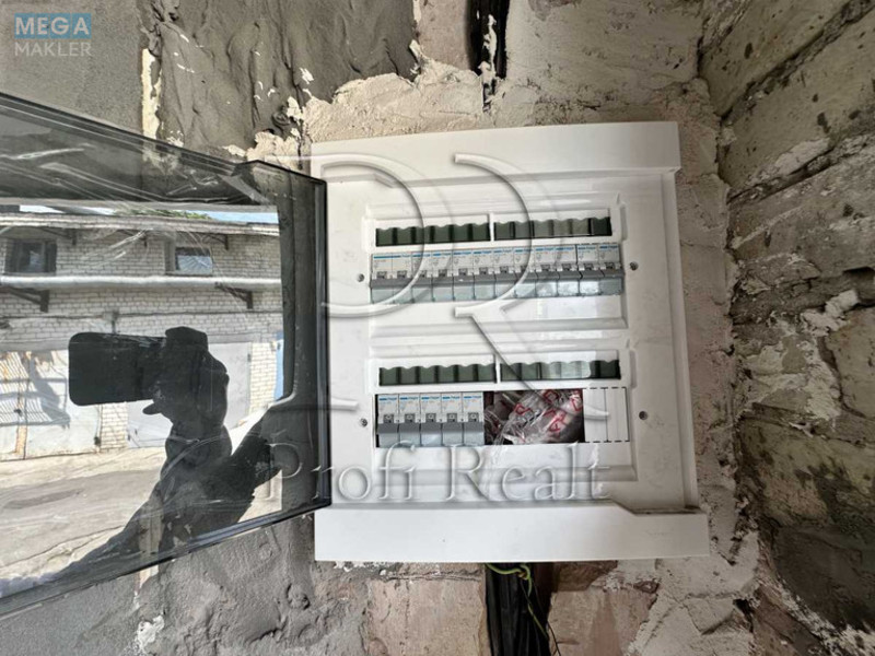 Продаж комерційної нерухомості, 36&nbsp;кв.м, <a class="location-link" href="/kiev/" title="Недвижимость Київ">Київ</a>, <a class="location-link" href="/kiev/dneprovskij/" title="Недвижимость Дніпровський район">Дніпровський р-н</a>, Березняківська вул., 27 (изображение 10)