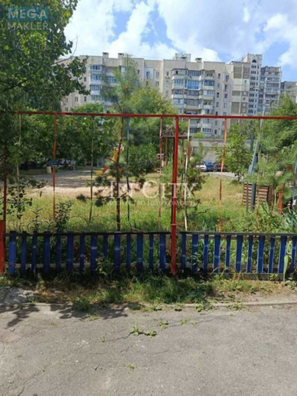 Продаж 1 кімнатної квартири (37/15/7,5), 5 пов. 10 пов. будинку, <a class="location-link" href="/kiev/" title="Недвижимость Київ">Київ</a>, <a class="location-link" href="/kiev/svyatoshinskij/" title="Недвижимость Святошинський район">Святошинський р-н</a>, Василия Стуса ул., 26 (изображение 12)