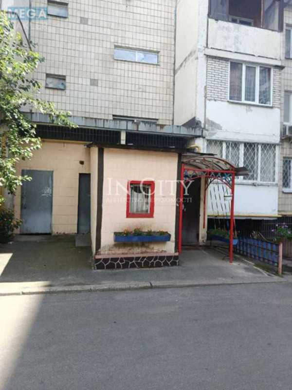 Продаж 1 кімнатної квартири (37/15/7,5), 5 пов. 10 пов. будинку, <a class="location-link" href="/kiev/" title="Недвижимость Київ">Київ</a>, <a class="location-link" href="/kiev/svyatoshinskij/" title="Недвижимость Святошинський район">Святошинський р-н</a>, Василия Стуса ул., 26 (изображение 16)
