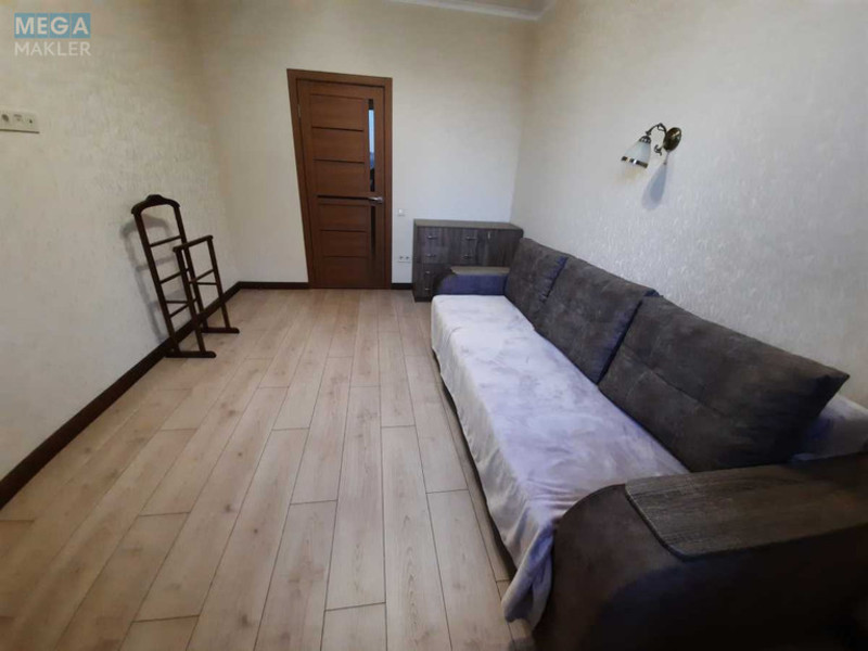 Оренда 2 кімнатної квартири, <a class="location-link" href="/kiev/" title="Недвижимость Київ">Київ</a>, <a class="location-link" href="/kiev/darnickij/" title="Недвижимость Дарницький район">Дарницький р-н</a>, Ревуцького вул., 40в (изображение 18)
