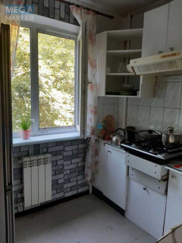 Оренда 3 кімнатної квартири, <a class="location-link" href="/odessa/" title="Недвижимость Одеса">Одеса</a>, <a class="location-link" href="/odessa/malinovskij/" title="Недвижимость Малиновський район">Малиновський р-н</a>, Филатова, 12а (изображение 3)