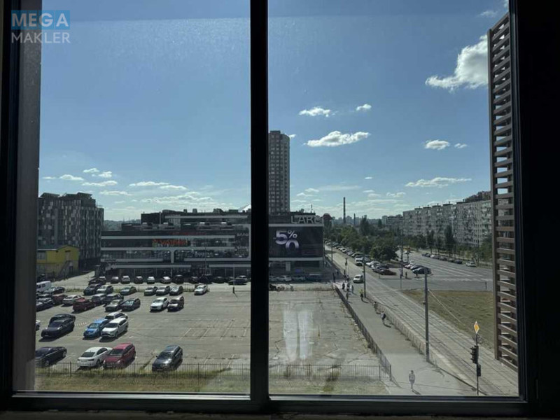 Продаж комерційної нерухомості, 187,50 кв.м, под офис, <a class="location-link" href="/kiev/" title="Недвижимость Київ">Київ</a>, <a class="location-link" href="/kiev/obolonskij/" title="Недвижимость Оболонський район">Оболонський р-н</a>, Оболонский просп., 6а (изображение 9)