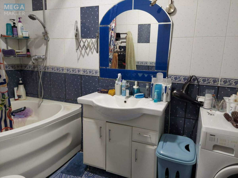 Продаж 3 кімнатної квартири (95/54/8,5), 3 пов. 9 пов. будинку, <a class="location-link" href="/kharkov/" title="Недвижимость Харків">Харків</a>, <a class="location-link" href="/kharkov/frunzenskij/" title="Недвижимость Немишлянський (Фрунзенський) район">Немишлянський (Фрунзенський) р-н</a>, Олімпійська, 9а (изображение 6)