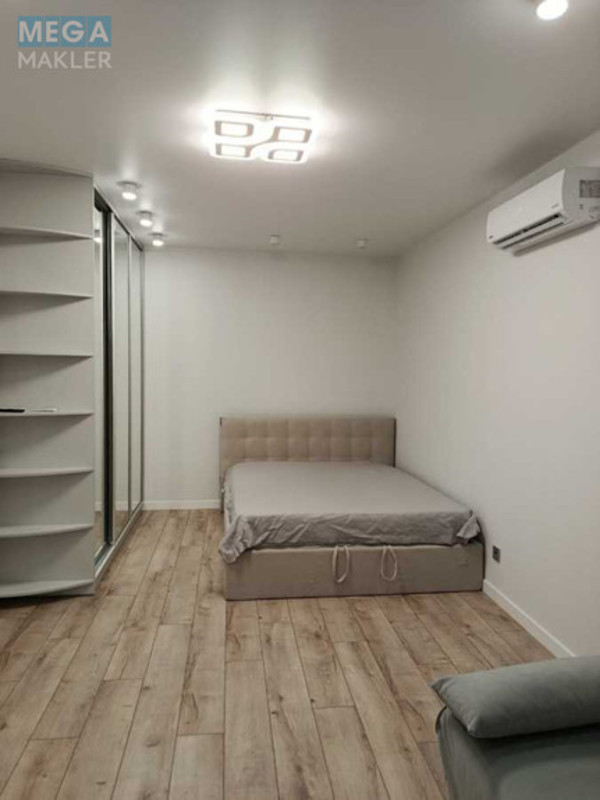 Оренда 1 кімнатної квартири, <a class="location-link" href="/kiev/" title="Недвижимость Київ">Київ</a>, <a class="location-link" href="/kiev/solomenskij/" title="Недвижимость Солом'янський район">Солом'янський р-н</a>, Гарматная ул., 38А (изображение 2)