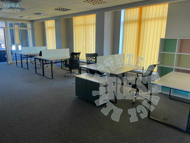 Оренда комерційної нерухомості, 265,80 кв.м, под офис, <a class="location-link" href="/kiev/" title="Недвижимость Київ">Київ</a>, <a class="location-link" href="/kiev/shevchenkovskij/" title="Недвижимость Шевченківський район">Шевченківський р-н</a>, Дегтярівська вул. (изображение 8)