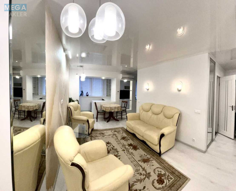 Оренда 2 кімнатної квартири, <a class="location-link" href="/kiev/" title="Недвижимость Київ">Київ</a>, <a class="location-link" href="/kiev/goloseevskij/" title="Недвижимость Голосіївський район">Голосіївський р-н</a>, Володимиро-Либідська вул., 22 (изображение 3)