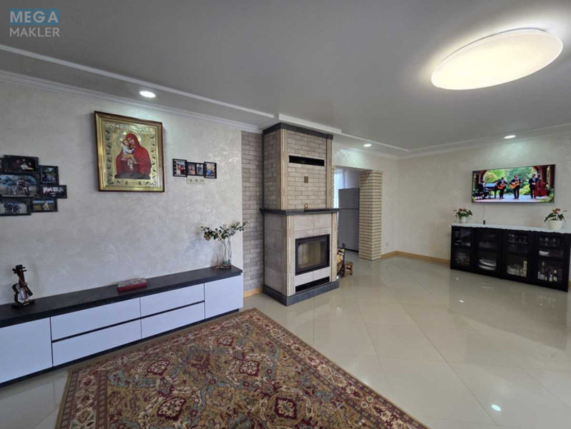 Продаж дома, 2 поверху, 269 кв.м, 6 кімнат, ділянка 6 соток, <a class="location-link" href="/gostomel/" title="Недвижимость Гостомель">Гостомель</a>, вул. Озерна (изображение 7)