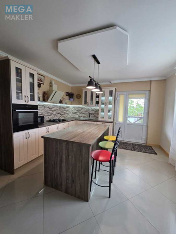 Продаж дома, 2 поверху, 269 кв.м, 6 кімнат, ділянка 6 соток, <a class="location-link" href="/gostomel/" title="Недвижимость Гостомель">Гостомель</a>, вул. Озерна (изображение 13)