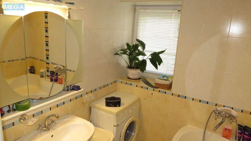 Продаж 3 кімнатної квартири (93/53/13), 9 пов. 15 пов. будинку, <a class="location-link" href="/kiev/" title="Недвижимость Київ">Київ</a>, <a class="location-link" href="/kiev/darnickij/" title="Недвижимость Дарницький район">Дарницький р-н</a>, Урлівська вул., 8 (изображение 5)