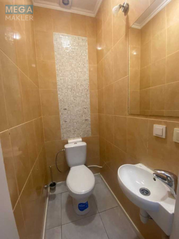 Оренда комерційної нерухомості, 88 кв.м, <a class="location-link" href="/kiev/" title="Недвижимость Київ">Київ</a>, <a class="location-link" href="/kiev/pecherskij/" title="Недвижимость Печерський район">Печерський р-н</a>, Евгения Коновальца ул., 32Г (изображение 10)