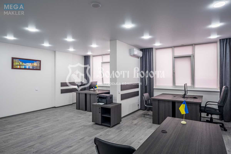 Продаж 3 кімнатної квартири (76,5/58/4), 3 пов. 16 пов. будинку, <a class="location-link" href="/kiev/" title="Недвижимость Київ">Київ</a>, <a class="location-link" href="/kiev/solomenskij/" title="Недвижимость Солом'янський район">Солом'янський р-н</a>, Любомира Гузара просп., 11 (изображение 2)