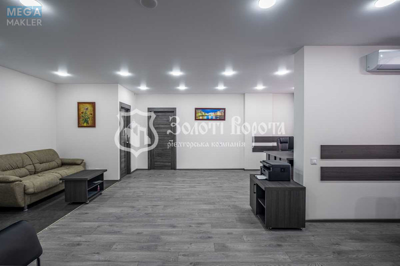 Продаж 3 кімнатної квартири (76,5/58/4), 3 пов. 16 пов. будинку, <a class="location-link" href="/kiev/" title="Недвижимость Київ">Київ</a>, <a class="location-link" href="/kiev/solomenskij/" title="Недвижимость Солом'янський район">Солом'янський р-н</a>, Любомира Гузара просп., 11 (изображение 8)