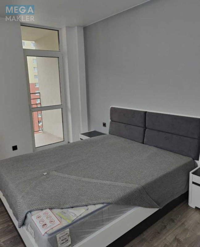 Продаж 2 кімнатної квартири (69,0/38/23), 14 пов. 15 пов. будинку, <a class="location-link" href="/kiev/" title="Недвижимость Київ">Київ</a>, <a class="location-link" href="/kiev/podolskij/" title="Недвижимость Подільський район">Подільський р-н</a>, Олександра Олеся вул., 1 (изображение 8)