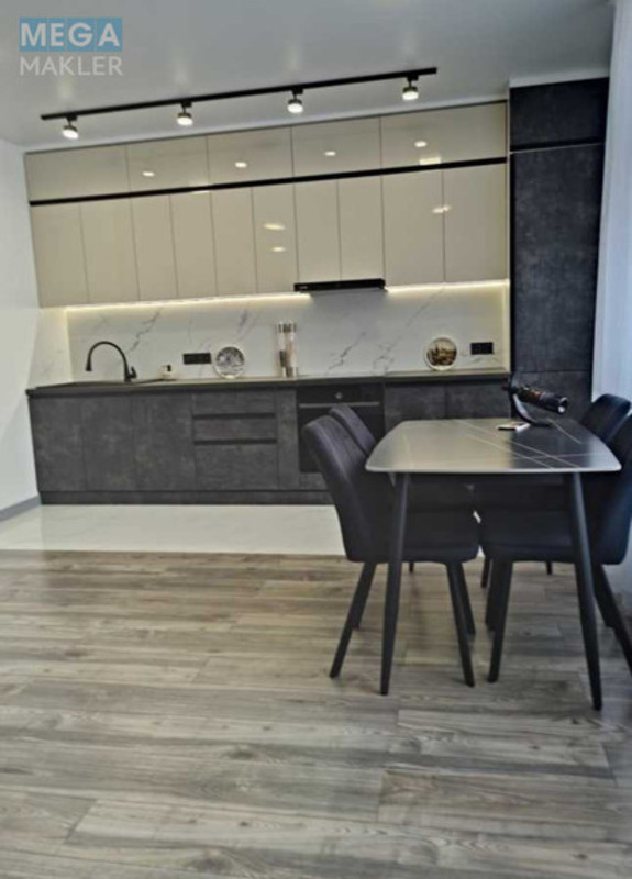 Продаж 2 кімнатної квартири (69,0/38/23), 14 пов. 15 пов. будинку, <a class="location-link" href="/kiev/" title="Недвижимость Київ">Київ</a>, <a class="location-link" href="/kiev/podolskij/" title="Недвижимость Подільський район">Подільський р-н</a>, Олександра Олеся вул., 1 (изображение 9)