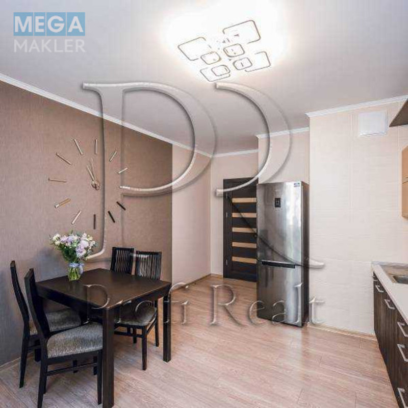 Продаж 3 кімнатної квартири (117/65/17), 4 пов. 10 пов. будинку, <a class="location-link" href="/kiev/" title="Недвижимость Київ">Київ</a>, <a class="location-link" href="/kiev/goloseevskij/" title="Недвижимость Голосіївський район">Голосіївський р-н</a>, Ломоносова вулиця, 73-В (изображение 3)