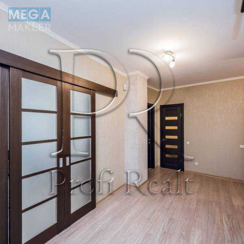 Продаж 3 кімнатної квартири (117/65/17), 4 пов. 10 пов. будинку, <a class="location-link" href="/kiev/" title="Недвижимость Київ">Київ</a>, <a class="location-link" href="/kiev/goloseevskij/" title="Недвижимость Голосіївський район">Голосіївський р-н</a>, Ломоносова вулиця, 73-В (изображение 7)