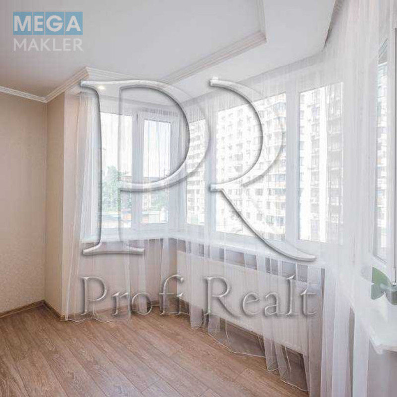 Продаж 3 кімнатної квартири (117/65/17), 4 пов. 10 пов. будинку, <a class="location-link" href="/kiev/" title="Недвижимость Київ">Київ</a>, <a class="location-link" href="/kiev/goloseevskij/" title="Недвижимость Голосіївський район">Голосіївський р-н</a>, Ломоносова вулиця, 73-В (изображение 14)