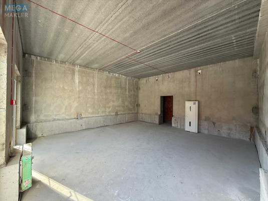 Продаж комерційної нерухомості, 45,32&nbsp;кв.м, под магазин, <a class="location-link" href="/kiev/" title="Недвижимость Київ">Київ</a>, <a class="location-link" href="/kiev/goloseevskij/" title="Недвижимость Голосіївський район">Голосіївський р-н</a>, Михайла Максимовича вул., 24В (изображение 3)