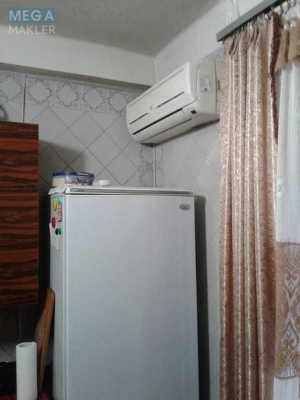 Продаж 2 кімнатної квартири (44/30/7,5), 1 пов. 5 пов. будинку, <a class="location-link" href="/kiev/" title="Недвижимость Київ">Київ</a>, <a class="location-link" href="/kiev/svyatoshinskij/" title="Недвижимость Святошинський район">Святошинський р-н</a>, Владимира Покотило ул., 3в (изображение 5)