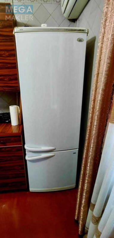 Продаж 2 кімнатної квартири (44/30/7,5), 1 пов. 5 пов. будинку, <a class="location-link" href="/kiev/" title="Недвижимость Київ">Київ</a>, <a class="location-link" href="/kiev/svyatoshinskij/" title="Недвижимость Святошинський район">Святошинський р-н</a>, Владимира Покотило ул., 3в (изображение 10)