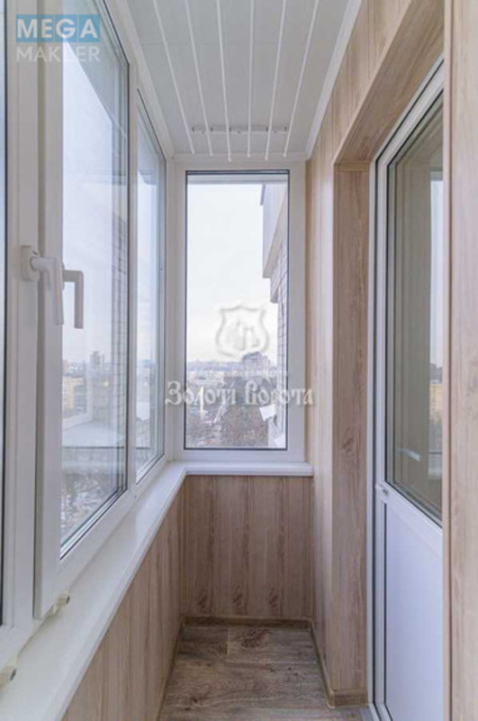 Продаж 4 кімнатної квартири (130/71/15), 15 пов. 18 пов. будинку, <a class="location-link" href="/kiev/" title="Недвижимость Київ">Київ</a>, <a class="location-link" href="/kiev/svyatoshinskij/" title="Недвижимость Святошинський район">Святошинський р-н</a>, Михайла Котельникова вул., 33 (изображение 3)