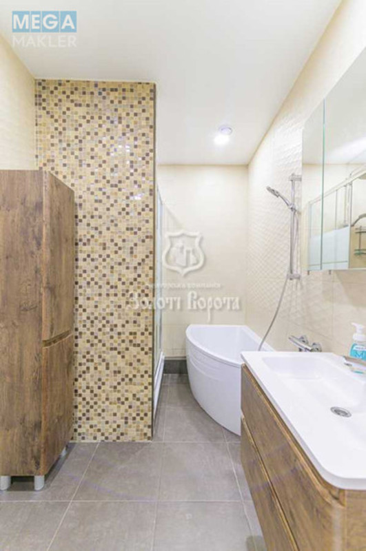 Продаж 4 кімнатної квартири (130/71/15), 15 пов. 18 пов. будинку, <a class="location-link" href="/kiev/" title="Недвижимость Київ">Київ</a>, <a class="location-link" href="/kiev/svyatoshinskij/" title="Недвижимость Святошинський район">Святошинський р-н</a>, Михайла Котельникова вул., 33 (изображение 15)