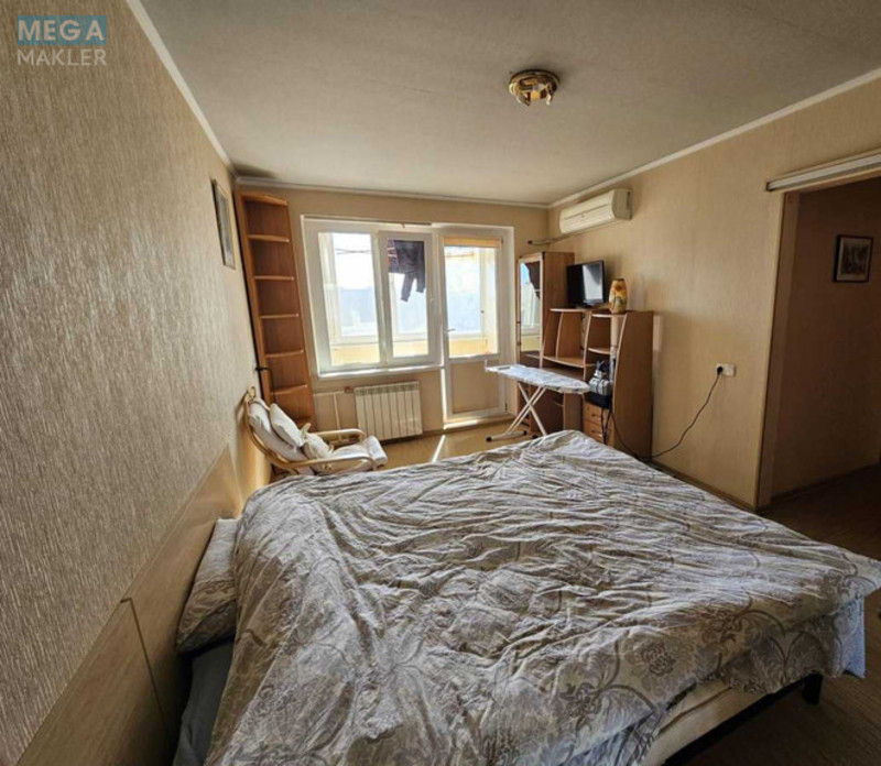 Продаж 2 кімнатної квартири (46/27/5), 9 пов. 9 пов. будинку, <a class="location-link" href="/kiev/" title="Недвижимость Київ">Київ</a>, <a class="location-link" href="/kiev/obolonskij/" title="Недвижимость Оболонський район">Оболонський р-н</a>, Озерна вул., 28 (изображение 6)