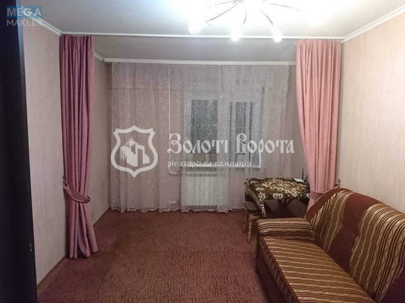 Продаж 1 кімнатної квартири (17/?/?), 9 пов. 16 пов. будинку, <a class="location-link" href="/kiev/" title="Недвижимость Київ">Київ</a>, <a class="location-link" href="/kiev/dneprovskij/" title="Недвижимость Дніпровський район">Дніпровський р-н</a>, Азербайджанська вул., 8б (изображение 2)