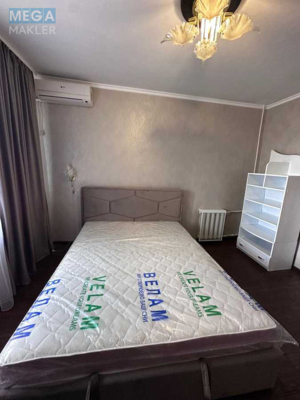 Оренда 3 кімнатної квартири, <a class="location-link" href="/odessa/" title="Недвижимость Одеса">Одеса</a>, <a class="location-link" href="/odessa/malinovskij/" title="Недвижимость Малиновський район">Малиновський р-н</a>, Варненская, 7/3 (изображение 2)