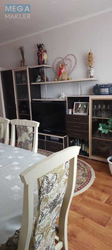 Продаж 3 кімнатної квартири (98/?/18), 12 пов. 22 пов. будинку, <a class="location-link" href="/kiev/" title="Недвижимость Київ">Київ</a>, <a class="location-link" href="/kiev/podolskij/" title="Недвижимость Подільський район">Подільський р-н</a>, Сергея Данченко вул., 3 (изображение 2)
