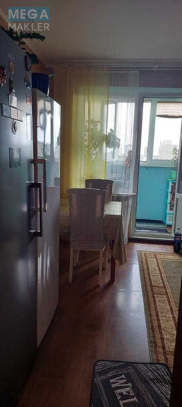 Продаж 3 кімнатної квартири (98/?/18), 12 пов. 22 пов. будинку, <a class="location-link" href="/kiev/" title="Недвижимость Київ">Київ</a>, <a class="location-link" href="/kiev/podolskij/" title="Недвижимость Подільський район">Подільський р-н</a>, Сергея Данченко вул., 3 (изображение 7)