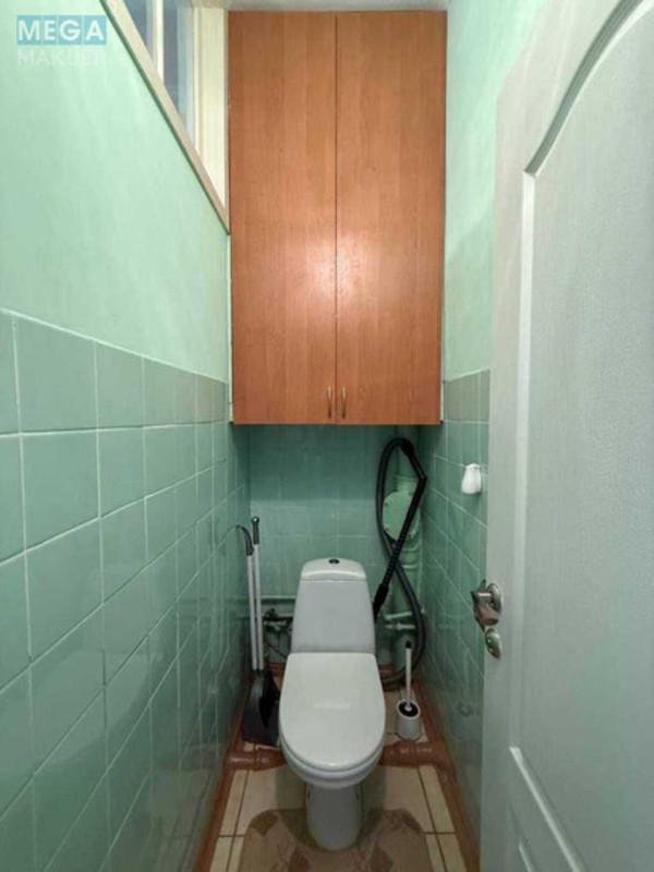 Продаж 3 кімнатної квартири (65/44/7), 5 пов. 5 пов. будинку, <a class="location-link" href="/kiev/" title="Недвижимость Київ">Київ</a>, <a class="location-link" href="/kiev/podolskij/" title="Недвижимость Подільський район">Подільський р-н</a>, Вишгородська вул., 4 (изображение 10)
