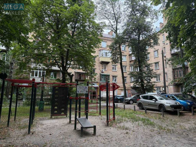 Продаж 3 кімнатної квартири (65/44/7), 5 пов. 5 пов. будинку, <a class="location-link" href="/kiev/" title="Недвижимость Київ">Київ</a>, <a class="location-link" href="/kiev/podolskij/" title="Недвижимость Подільський район">Подільський р-н</a>, Вишгородська вул., 4 (изображение 13)