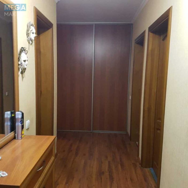 Продаж 3 кімнатної квартири (70/36/18), 7 пов. 16 пов. будинку, <a class="location-link" href="/kiev/" title="Недвижимость Київ">Київ</a>, <a class="location-link" href="/kiev/dneprovskij/" title="Недвижимость Дніпровський район">Дніпровський р-н</a>, Андрія Малишка вул., 15 (изображение 2)