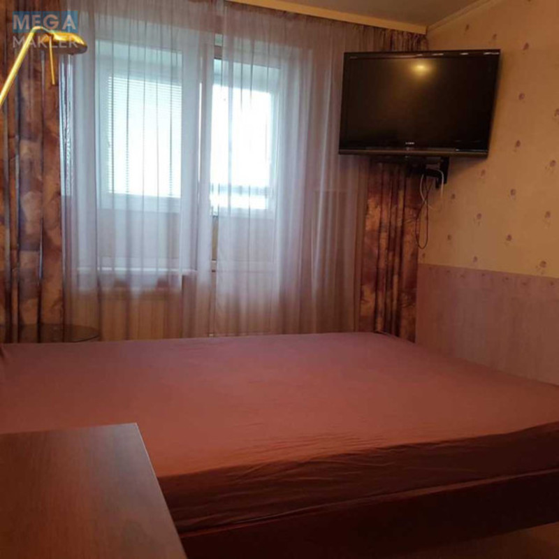 Продаж 3 кімнатної квартири (70/36/18), 7 пов. 16 пов. будинку, <a class="location-link" href="/kiev/" title="Недвижимость Київ">Київ</a>, <a class="location-link" href="/kiev/dneprovskij/" title="Недвижимость Дніпровський район">Дніпровський р-н</a>, Андрія Малишка вул., 15 (изображение 4)