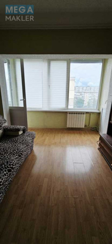 Продаж 3 кімнатної квартири (65/41/6,7), 8 пов. 9 пов. будинку, <a class="location-link" href="/kiev/" title="Недвижимость Київ">Київ</a>, <a class="location-link" href="/kiev/obolonskij/" title="Недвижимость Оболонський район">Оболонський р-н</a>, Маршала Малиновского ул., 32 (изображение 8)