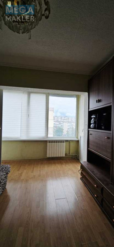 Продаж 3 кімнатної квартири (65/41/6,7), 8 пов. 9 пов. будинку, <a class="location-link" href="/kiev/" title="Недвижимость Київ">Київ</a>, <a class="location-link" href="/kiev/obolonskij/" title="Недвижимость Оболонський район">Оболонський р-н</a>, Маршала Малиновского ул., 32 (изображение 9)