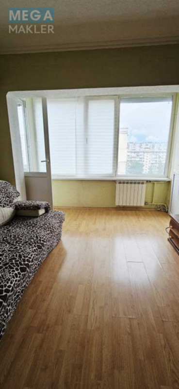 Продаж 3 кімнатної квартири (65/41/6,7), 8 пов. 9 пов. будинку, <a class="location-link" href="/kiev/" title="Недвижимость Київ">Київ</a>, <a class="location-link" href="/kiev/obolonskij/" title="Недвижимость Оболонський район">Оболонський р-н</a>, Маршала Малиновского ул., 32 (изображение 10)