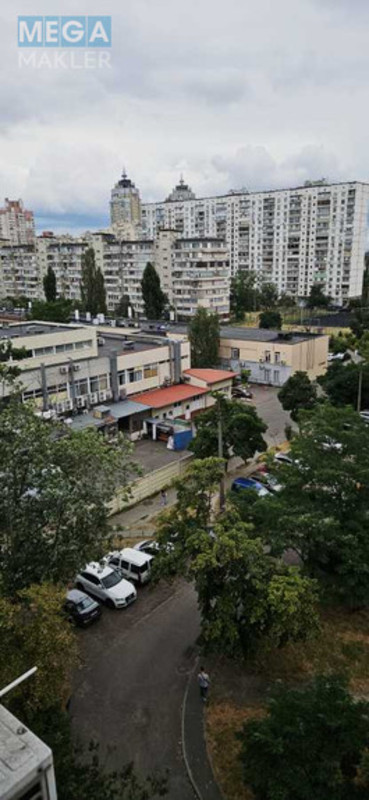 Продаж 3 кімнатної квартири (65/41/6,7), 8 пов. 9 пов. будинку, <a class="location-link" href="/kiev/" title="Недвижимость Київ">Київ</a>, <a class="location-link" href="/kiev/obolonskij/" title="Недвижимость Оболонський район">Оболонський р-н</a>, Маршала Малиновского ул., 32 (изображение 17)
