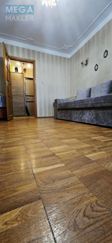 Продаж 2 кімнатної квартири (58,5/33,4/8,3), 1 пов. 11 пов. будинку, <a class="location-link" href="/kiev/" title="Недвижимость Київ">Київ</a>, <a class="location-link" href="/kiev/svyatoshinskij/" title="Недвижимость Святошинський район">Святошинський р-н</a>, Героев Космоса ул., 11 (изображение 9)