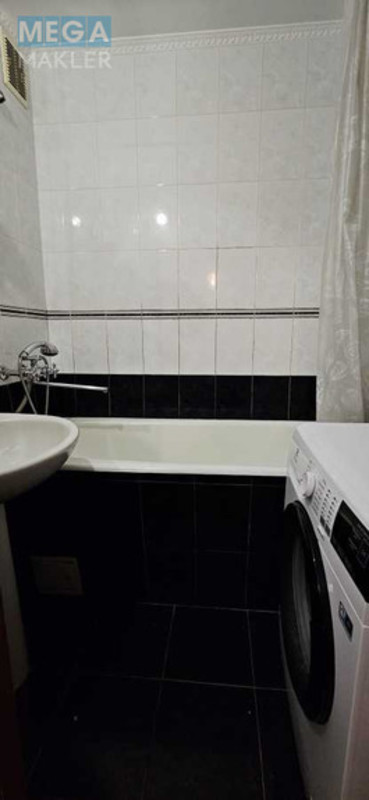Продаж 2 кімнатної квартири (58,5/33,4/8,3), 1 пов. 11 пов. будинку, <a class="location-link" href="/kiev/" title="Недвижимость Київ">Київ</a>, <a class="location-link" href="/kiev/svyatoshinskij/" title="Недвижимость Святошинський район">Святошинський р-н</a>, Героев Космоса ул., 11 (изображение 13)