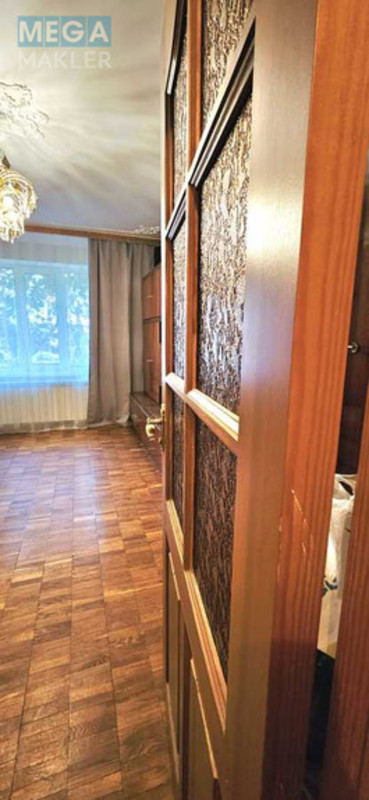 Продаж 2 кімнатної квартири (58,5/33,4/8,3), 1 пов. 11 пов. будинку, <a class="location-link" href="/kiev/" title="Недвижимость Київ">Київ</a>, <a class="location-link" href="/kiev/svyatoshinskij/" title="Недвижимость Святошинський район">Святошинський р-н</a>, Героев Космоса ул., 11 (изображение 14)