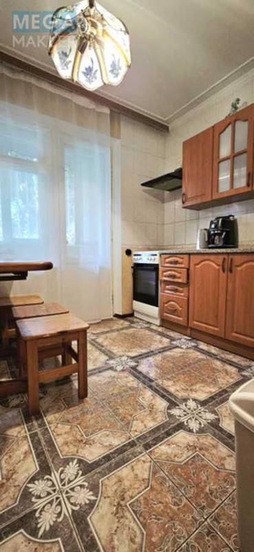 Продаж 2 кімнатної квартири (58,5/33,4/8,3), 1 пов. 11 пов. будинку, <a class="location-link" href="/kiev/" title="Недвижимость Київ">Київ</a>, <a class="location-link" href="/kiev/svyatoshinskij/" title="Недвижимость Святошинський район">Святошинський р-н</a>, Героев Космоса ул., 11 (изображение 17)
