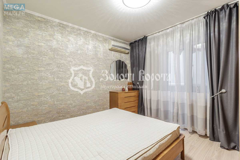 Продаж 3 кімнатної квартири (88/60/13), 11 пов. 16 пов. будинку, <a class="location-link" href="/kiev/" title="Недвижимость Київ">Київ</a>, <a class="location-link" href="/kiev/obolonskij/" title="Недвижимость Оболонський район">Оболонський р-н</a>, Маршала Тимошенка вул., 15г (изображение 8)