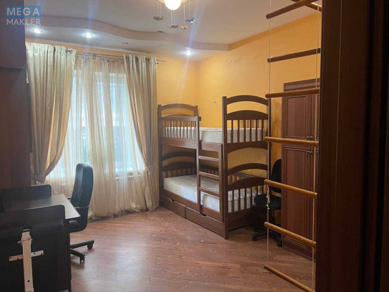 Оренда 3 кімнатної квартири, <a class="location-link" href="/kiev/" title="Недвижимость Київ">Київ</a>, <a class="location-link" href="/kiev/shevchenkovskij/" title="Недвижимость Шевченківський район">Шевченківський р-н</a>, Дмитриевская ул., 69 (изображение 6)
