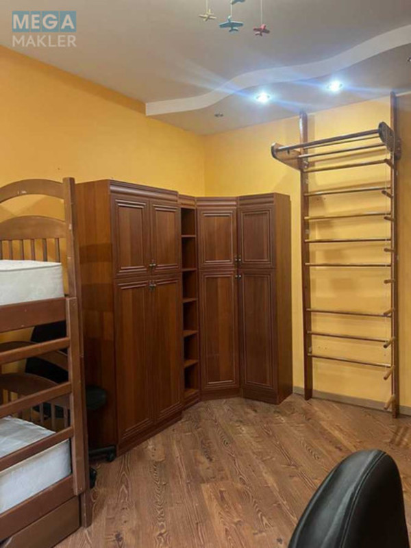 Оренда 3 кімнатної квартири, <a class="location-link" href="/kiev/" title="Недвижимость Київ">Київ</a>, <a class="location-link" href="/kiev/shevchenkovskij/" title="Недвижимость Шевченківський район">Шевченківський р-н</a>, Дмитриевская ул., 69 (изображение 7)